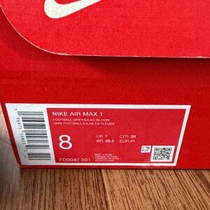 Nike Air Max 1 Red/White Box Label